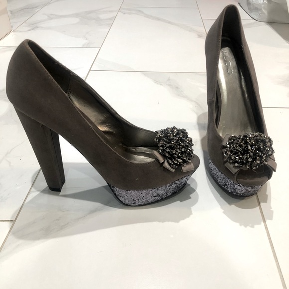 Like NEW! Aldo Glittery Peep Toe Platform Heels - Picture 1 of 12